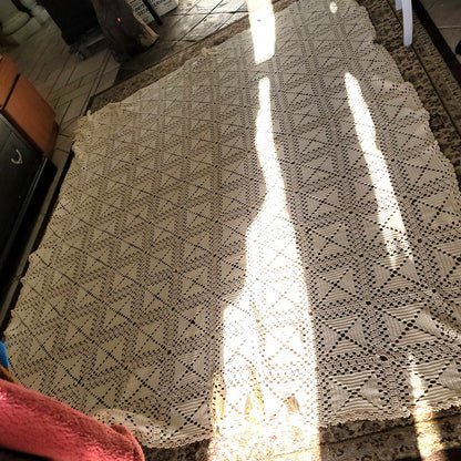 Vintage Handmade Crochet Bedspread Cream Geometric Diamond Boho Coverlet 77x100