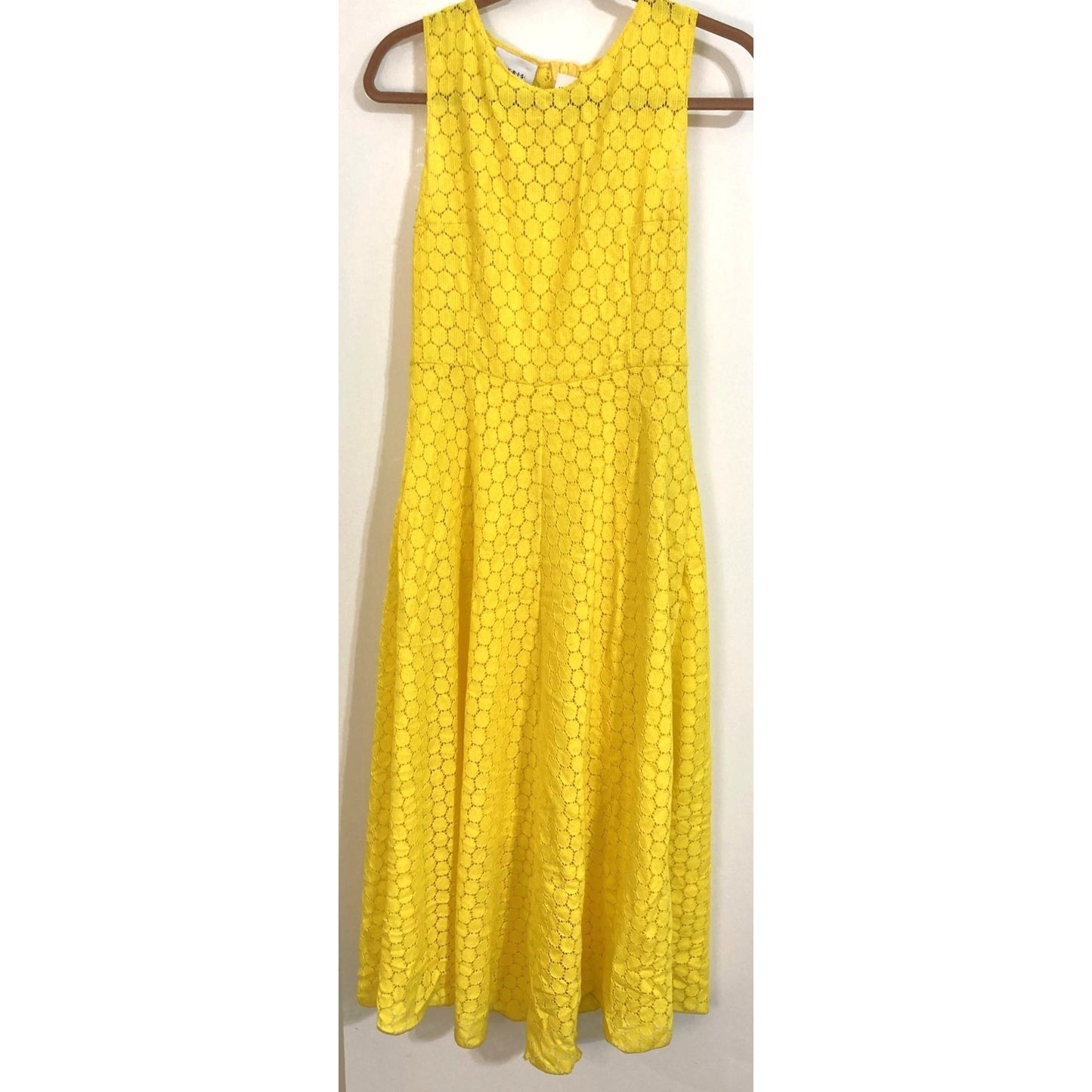 Akris Punto Dot Lace Sleeveless Midi Dress Size 6 US in Limone NWT - No Belt
