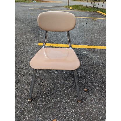 Secondhand Sandies: Vintage kids chair school