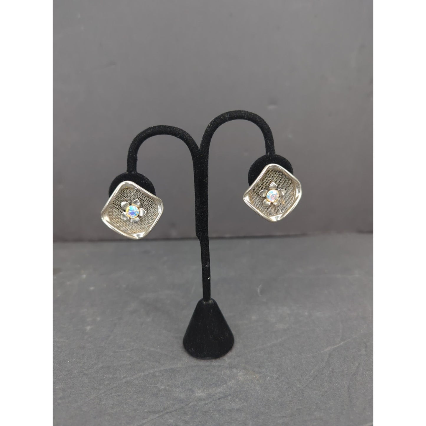 Vintage Silver Tone Mesh Oval Square Opalescent Flower Clip On Earrings Retro