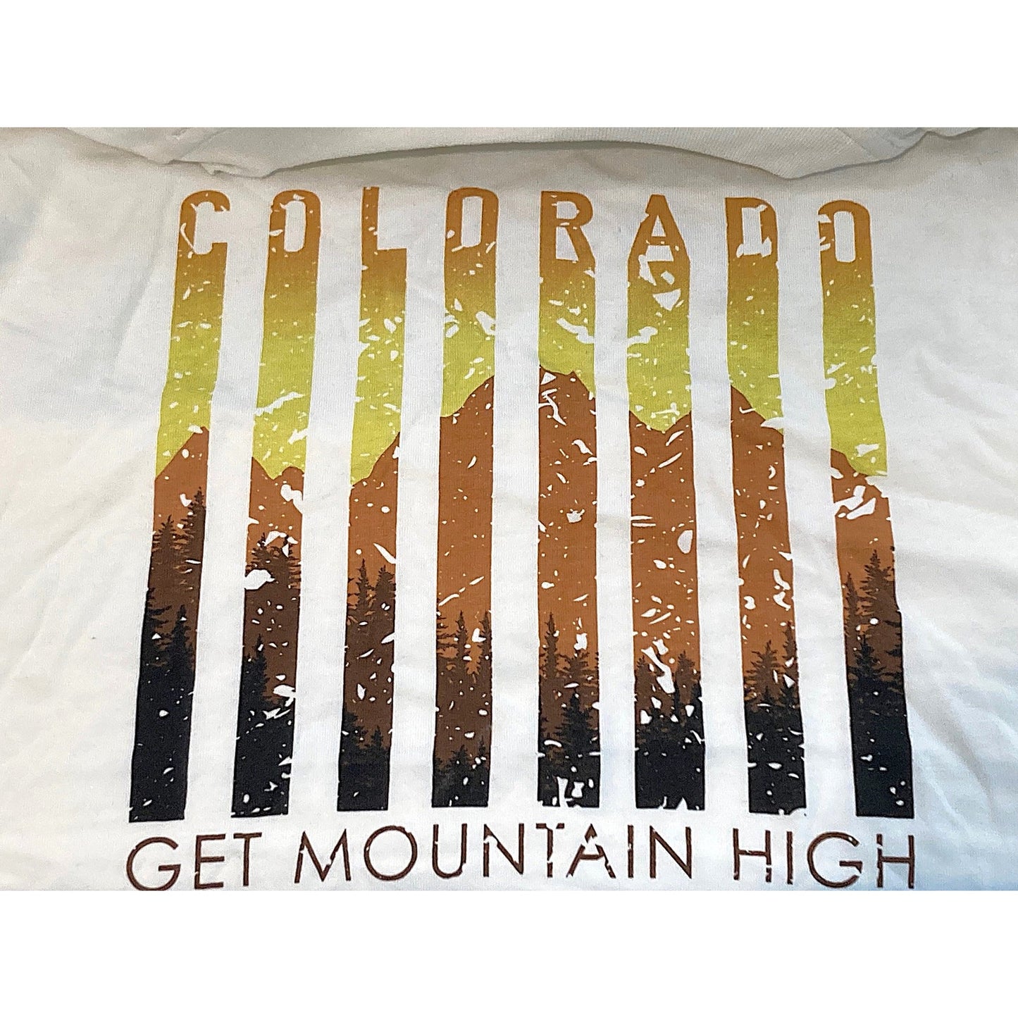 NWT BP. "Get Mountain High" Colorado Graphic Print Tee Shirt Sz Medium in Cream