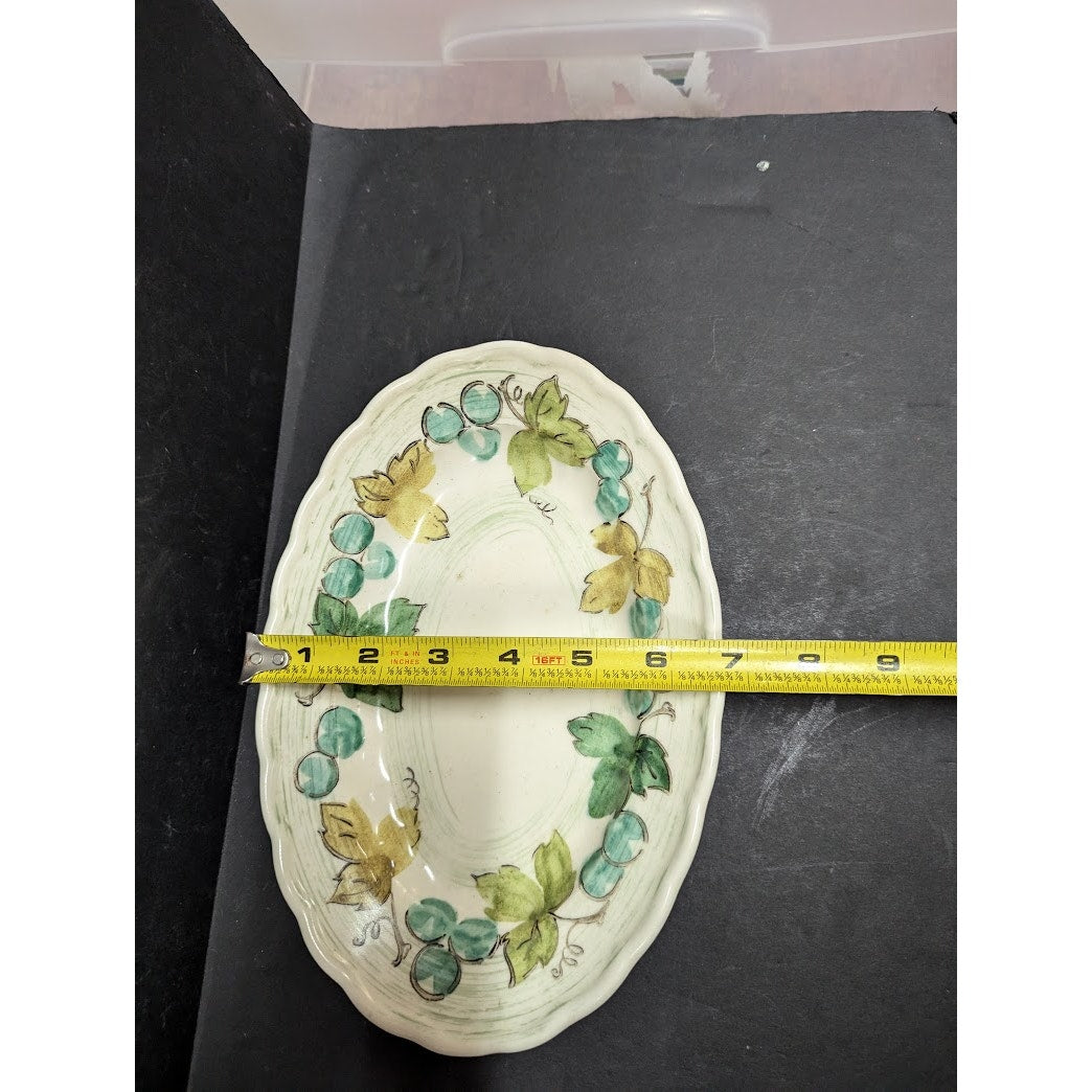 RETIRED Vineyard by Metlox Poppytrail Vernon 9" x 7" Oval serving plate platter