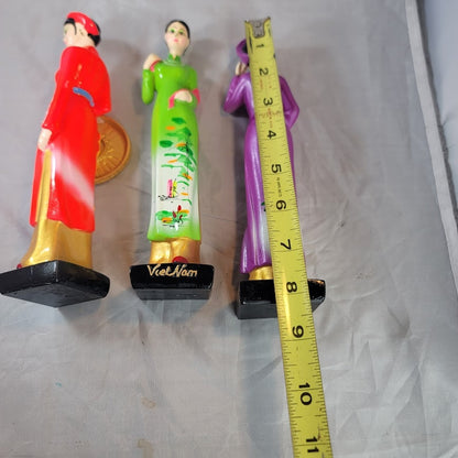Set of 3 Vietnamese women Tradional Dress Vietnam figurines