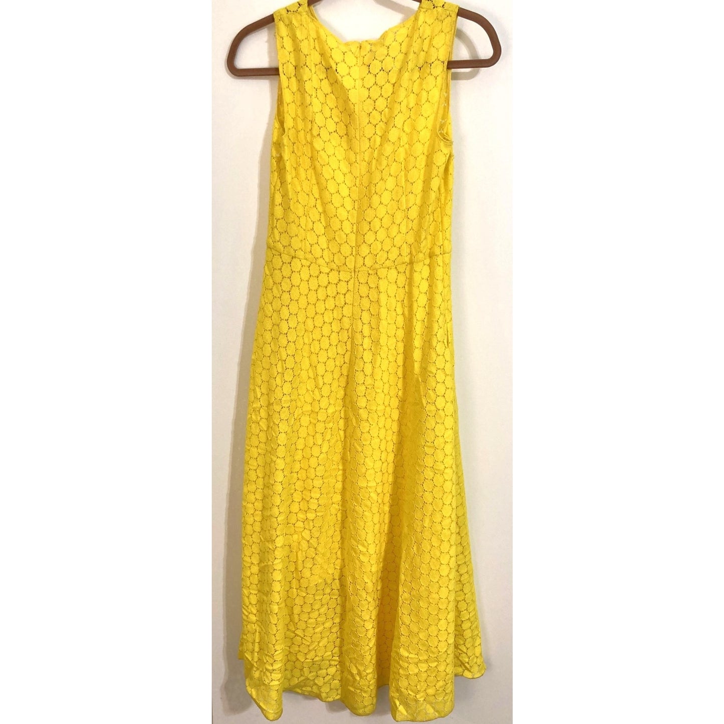 Akris Punto Dot Lace Sleeveless Midi Dress Size 6 US in Limone NWT - No Belt