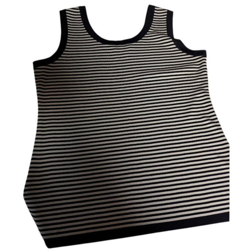 Exclusiely misook Size Medium Sleeveless tank top blue cream striped scoop neck