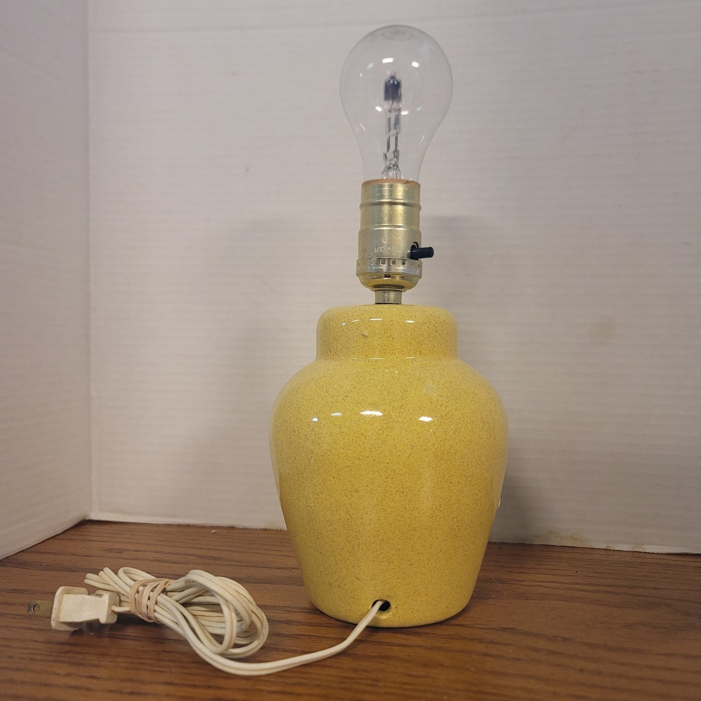 Vintage Yellow Ceramic Ginger Jar Table Lamp White Floral Petite PalmBeach