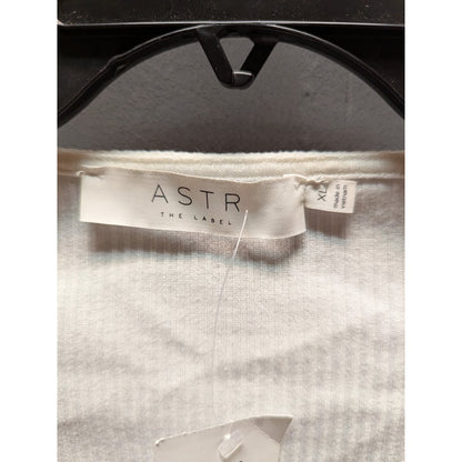 ASTR size XL white scoop neck long sleeve thong bodysuit ribbed NEW layering