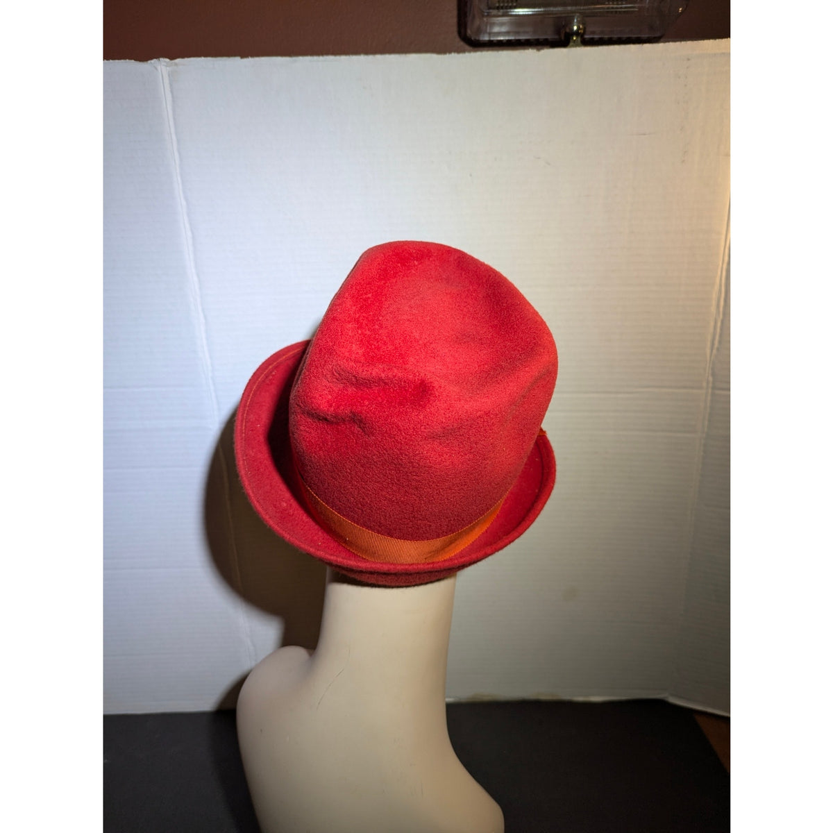 Vintage 50s Red Fur Felt Cloche Hat Orange Ribbon Bow Mid-Century Mod Fedora