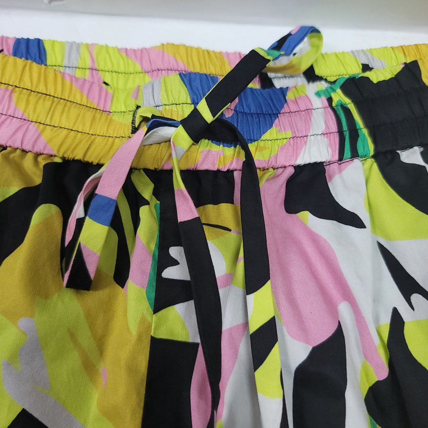 Crosby NEW Sara Shorts Size Large Multicolor Exotic Tropics Elastic Waist