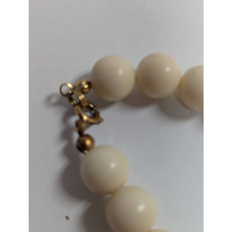 Vintage Fashion Necklace beaded Black Cream Graduating round freeform 60s