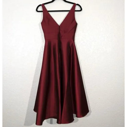 Alfred Sung Sleeveless Sateen Twill Dress Size 0 Burgundy High Low cocktail D765