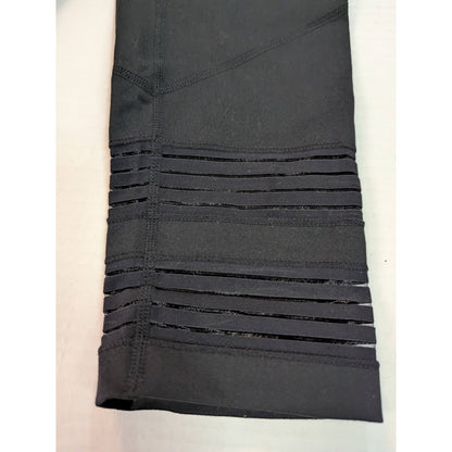 Zella Black high waist capri leggings black size Small striped detail vents calf