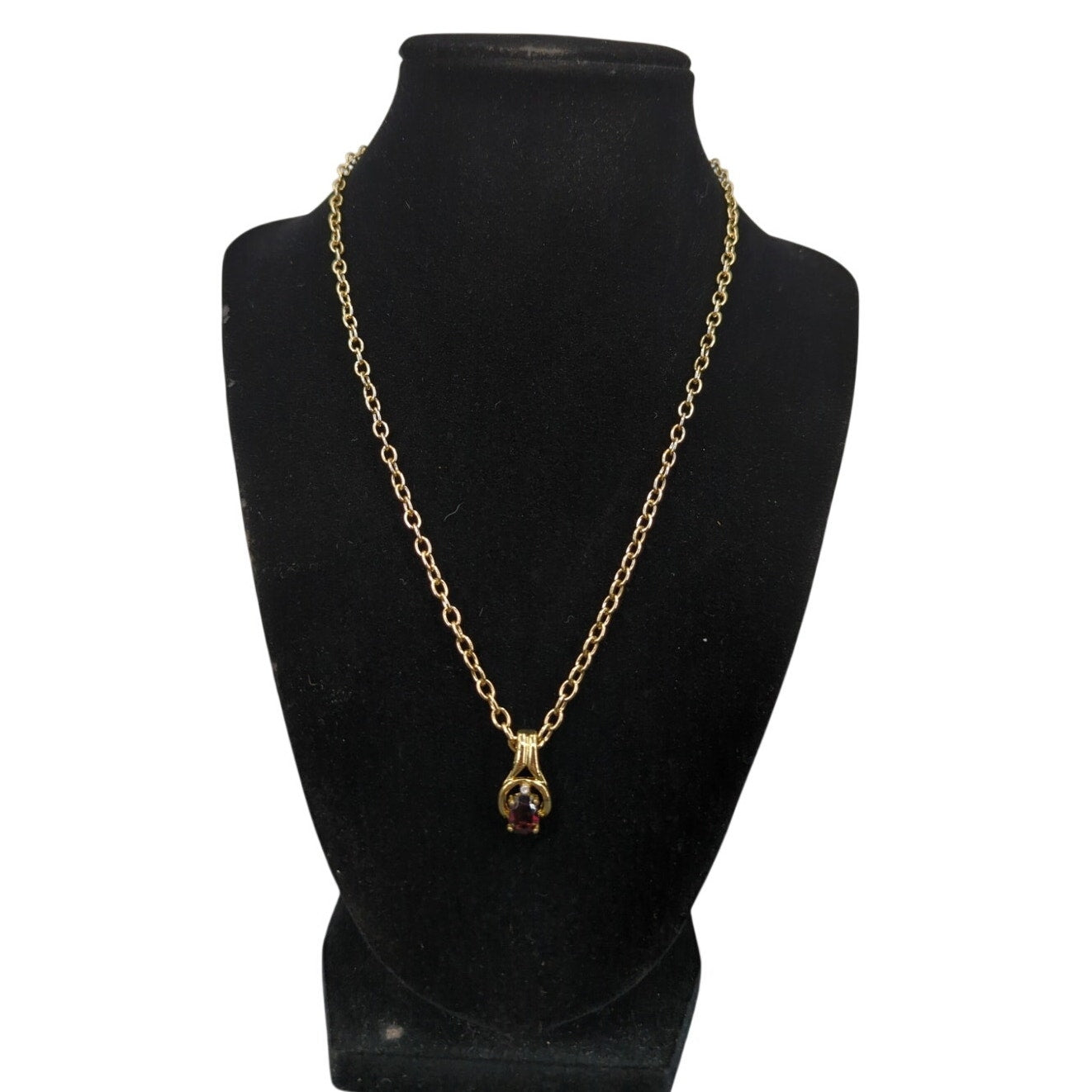 Vintage Fashion Necklace Gold-Tone Teardrop Pendant Necklace Ruby Red Stone 18"