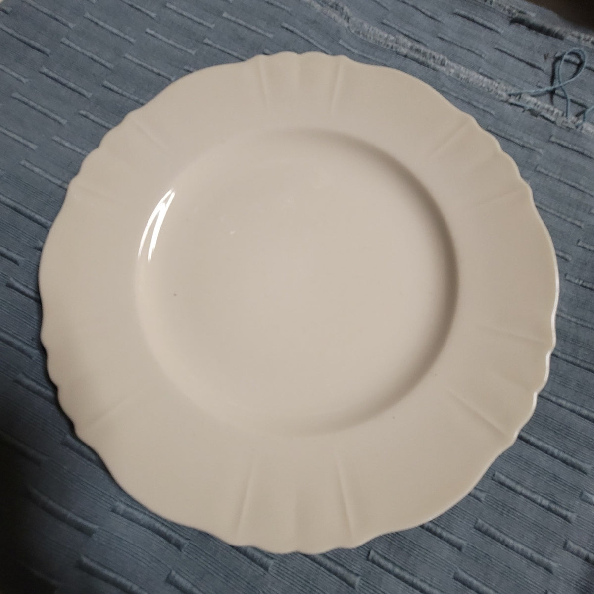 MacBeth-Evans Depression Glass Salad Plate 4 Cream Fine Porcelain Scalloped edge