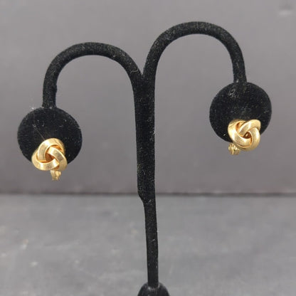 Vintage Mid-Century Monet Gold Tone Swirl Love Knot Clip-On Earrings Classic