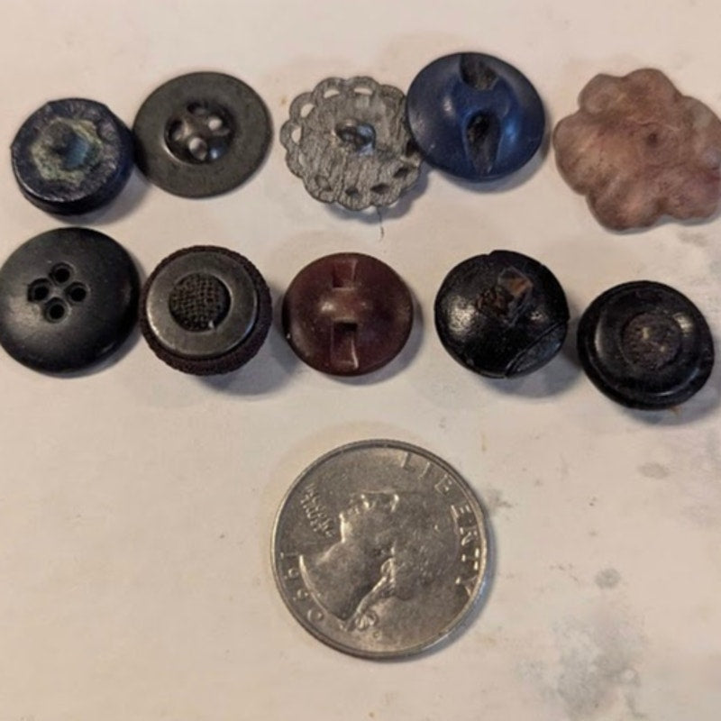 Lot of Vintage/ Antique buttons Ten 10 Estate Find Collector LOT A