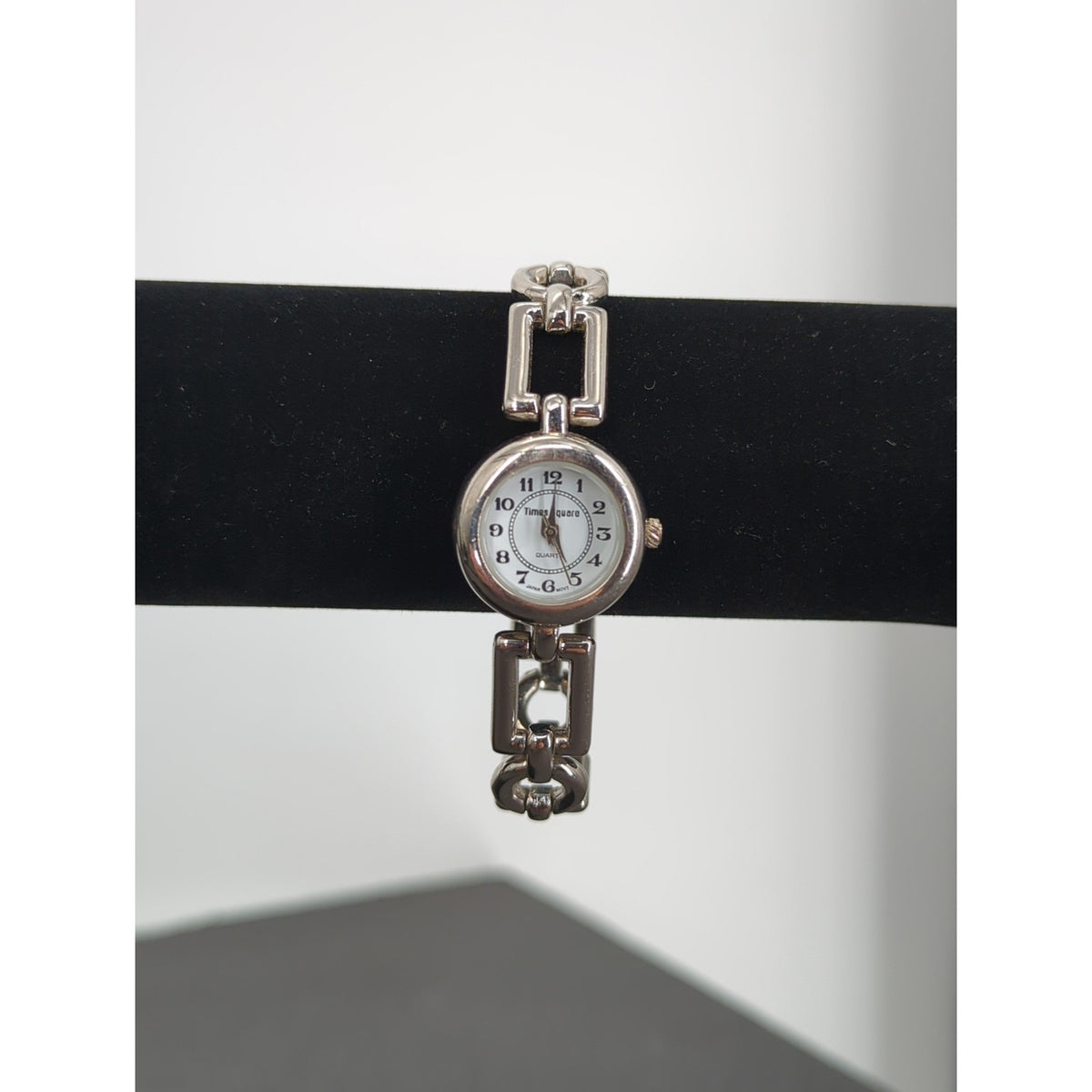 Vintage Times Square Geometric Bracelet Watch Silver Needs battery
