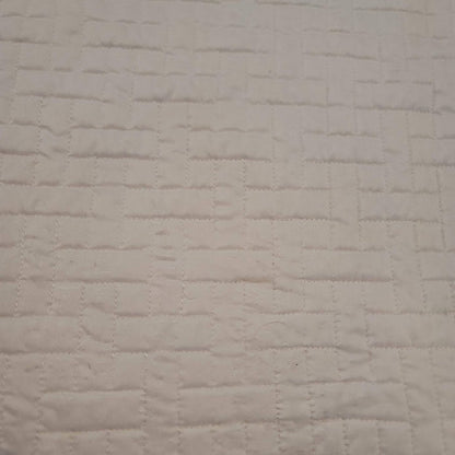 Vintage quilted blanket Coverlet Bedspread Queen/Full White Crosshatching round