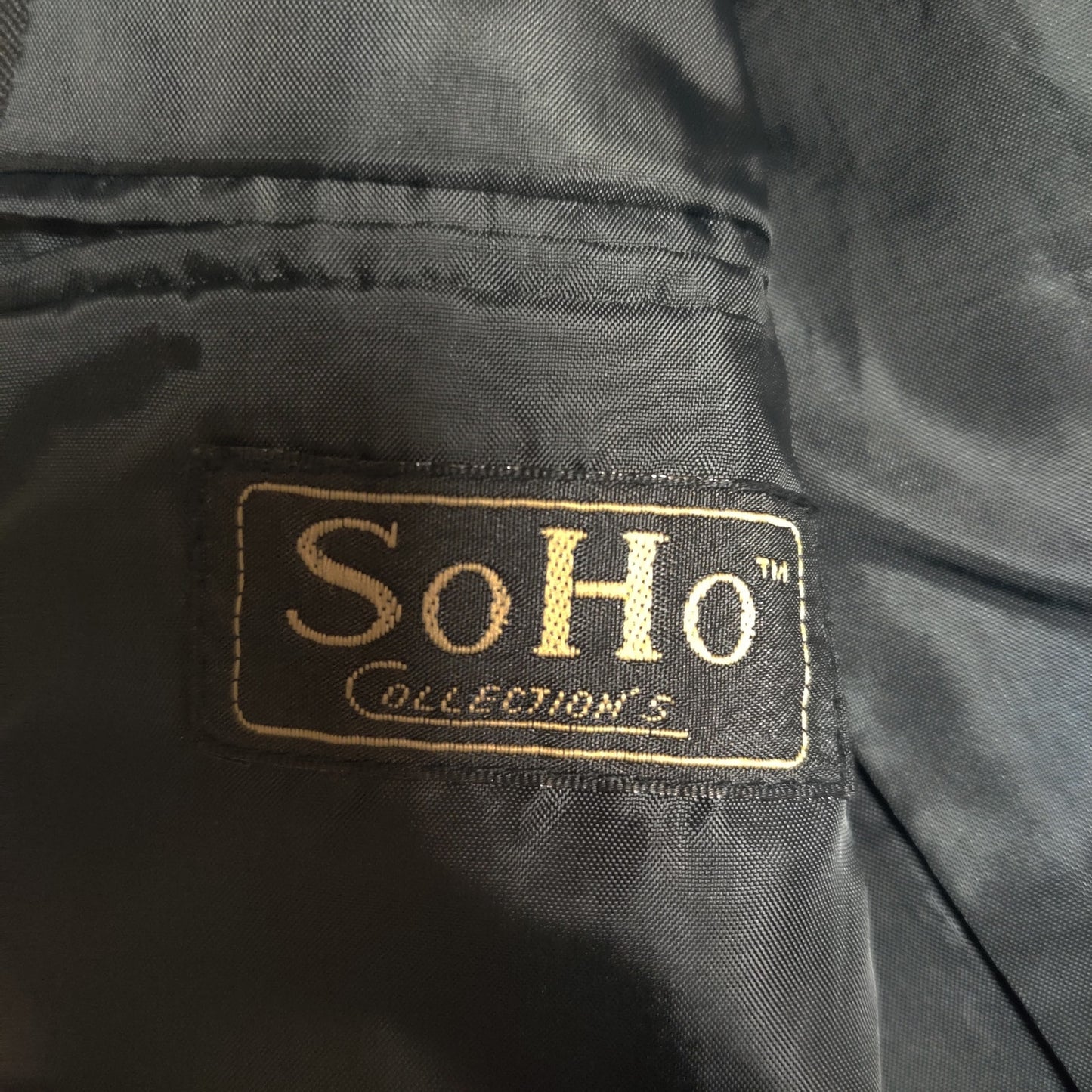 Vintage Mens SoHo Black Red Pinstripe 3 pc Suit 40R Jacket Pants Vest Dandy