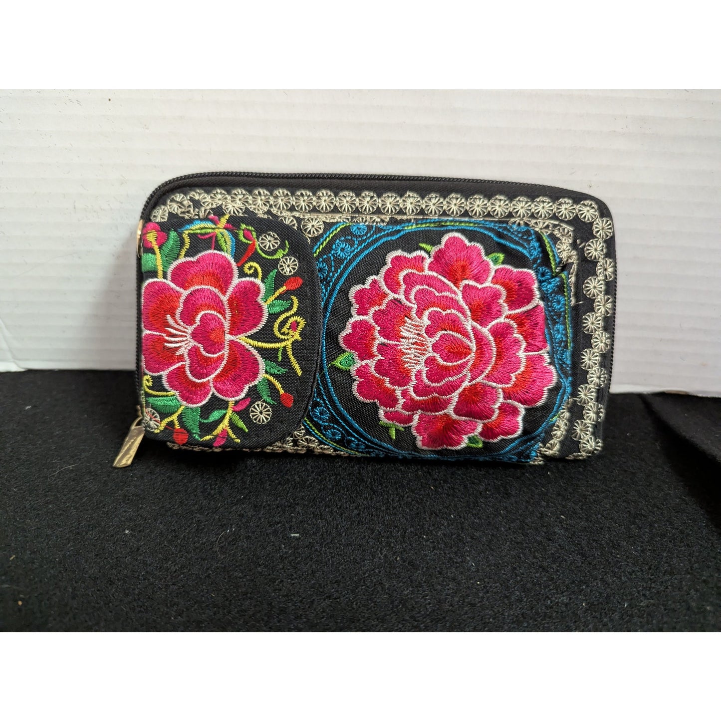 Vintage Boho Embroidered Floral Crossbody Wallet Phone Case Purse Bag Small