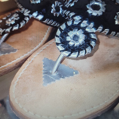 Stephen Bonanno 10M Palm Beach Silver Black Medallion Leather sandal Summer Flat