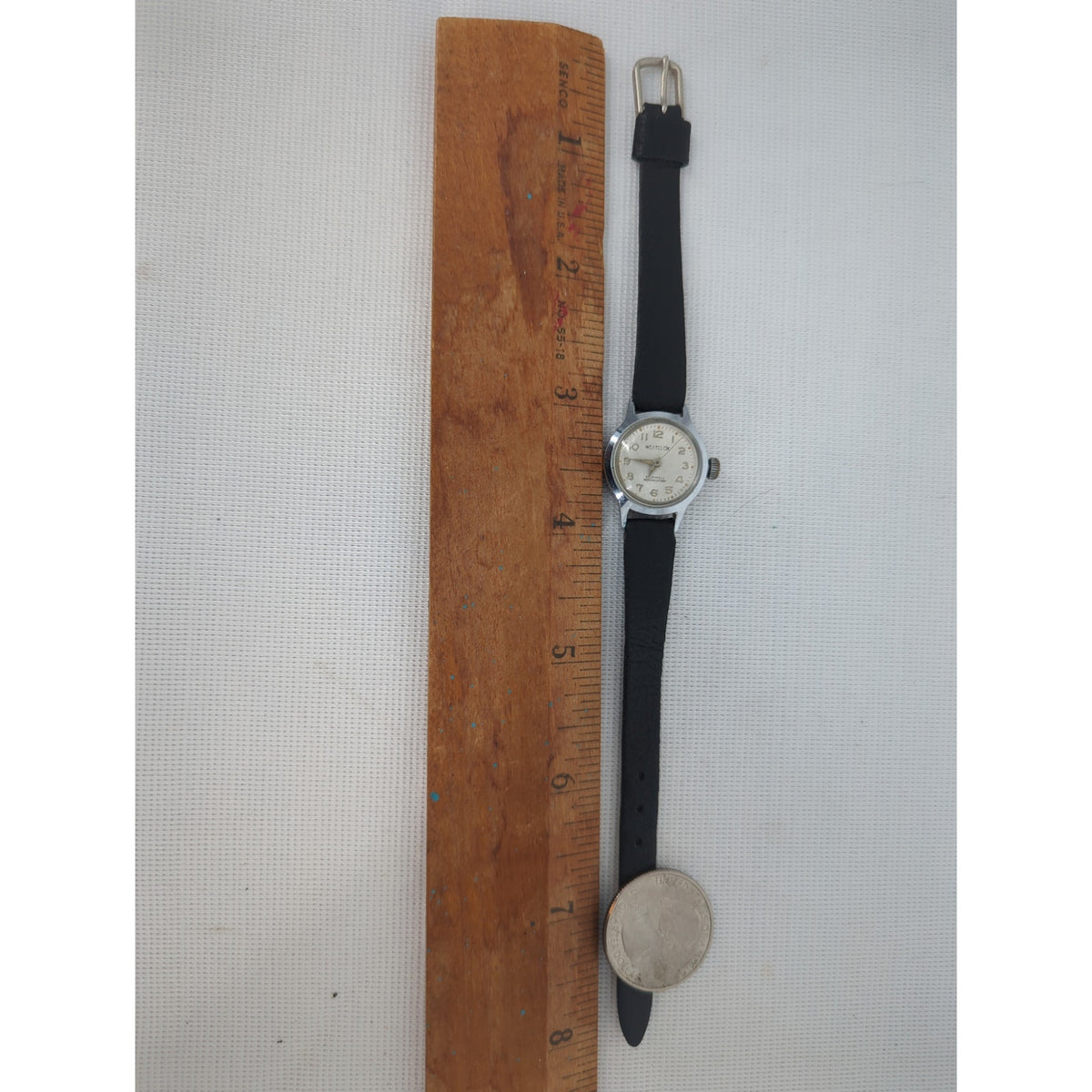 Vintage Westclox 17 Jewels Shock Resistant Mechanical Wristwatch - 1950s/1960s