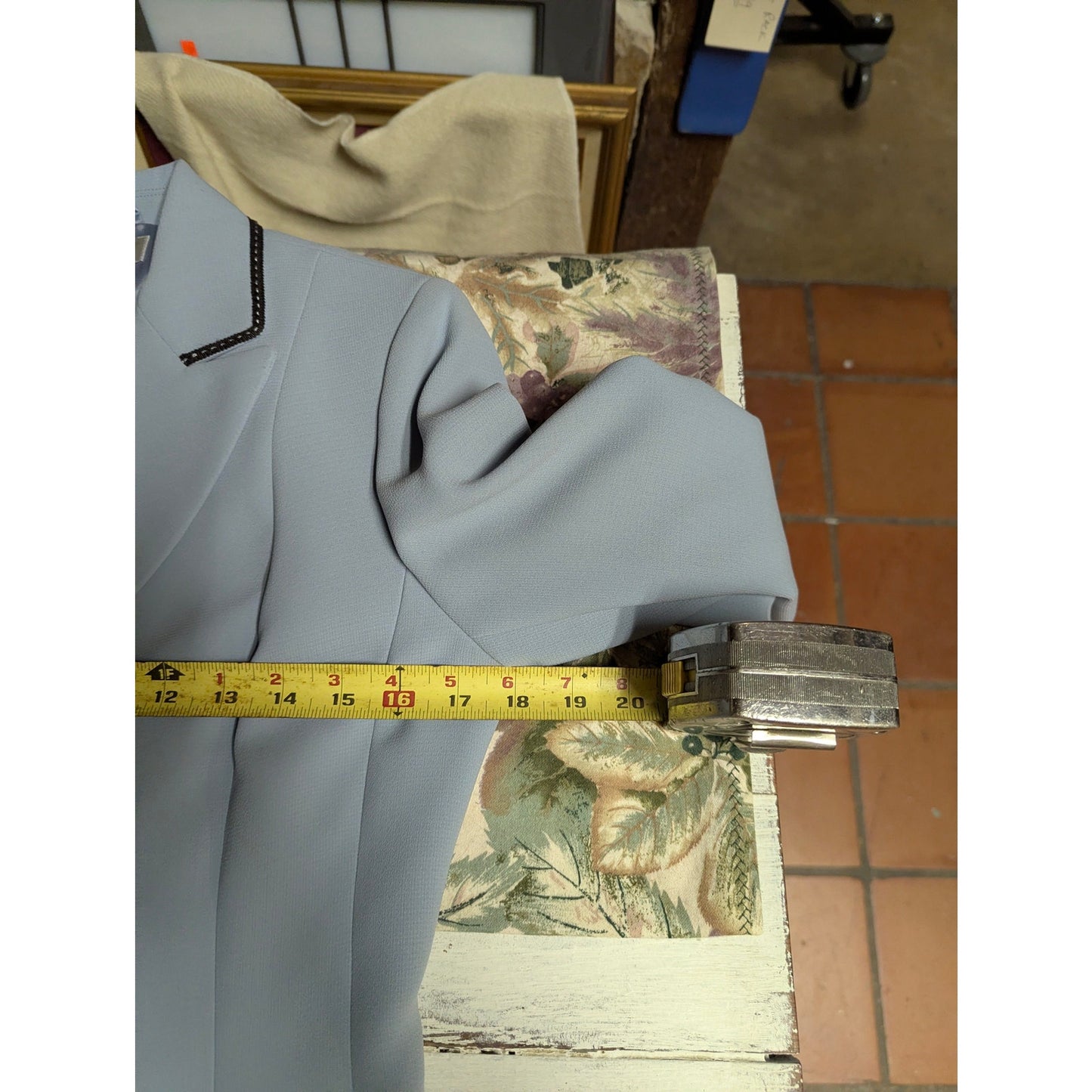 Tahari ASL Size 4P  Pastel Blue Cropped Blazer Vintage Coquette Academic Style