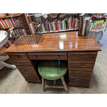 Secondhand Sandies: Set of 6 fine sturdy wood chairs