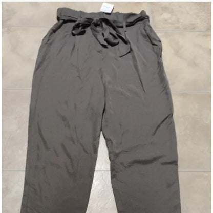Socialite Olive Green pants paperbag waist Size Large New Casual lightweight