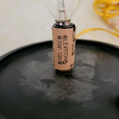 Chinoiserie Blanc de Chine pierce porcelain table lamp Black Base White Table