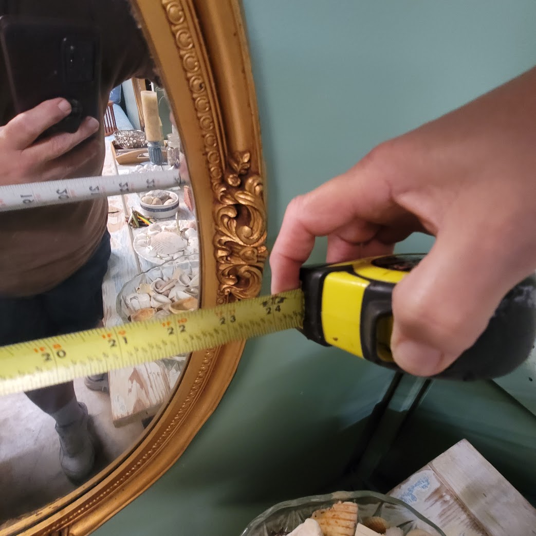 SECONDHAND SANDIES: Oval Gold Ornate Mirror 24" x 30"