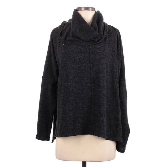 Status by Chenault Turtleneck Sweater Size Small black heathered soft Oversized