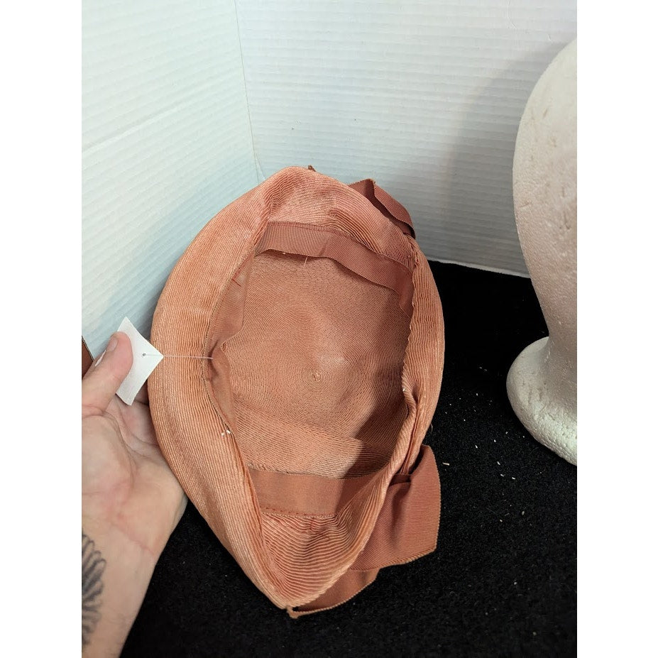 Vintage ladies HAT 40's 50's The Rhodes Hat Peach Woven Straw Cloche Bucket Bow