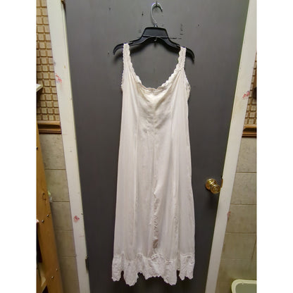 Edwardian antique White cotton lace cotton sleeveless dressing gown undergarment