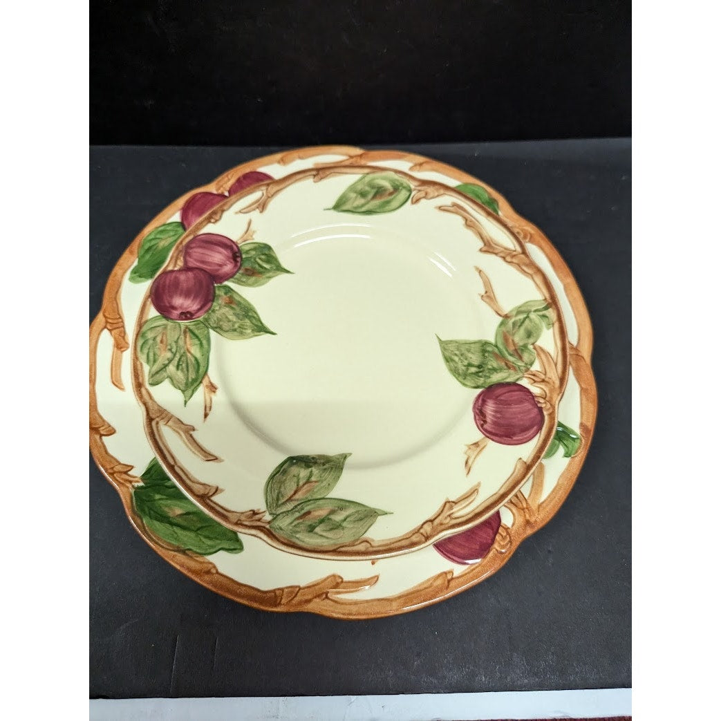 Set of 4 Vintage Franciscan Ware Red Apple Plates (2) 8" Salad (2) 9.5" Dinner
