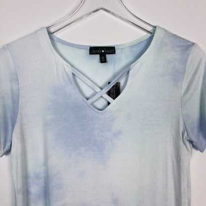 Derek Heart Women's V-Neck Cross-Front Tie-Dye Top Sz LARGE Light Blues NWT