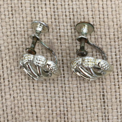 Vintage shell screw back earrings camino de santiago beach