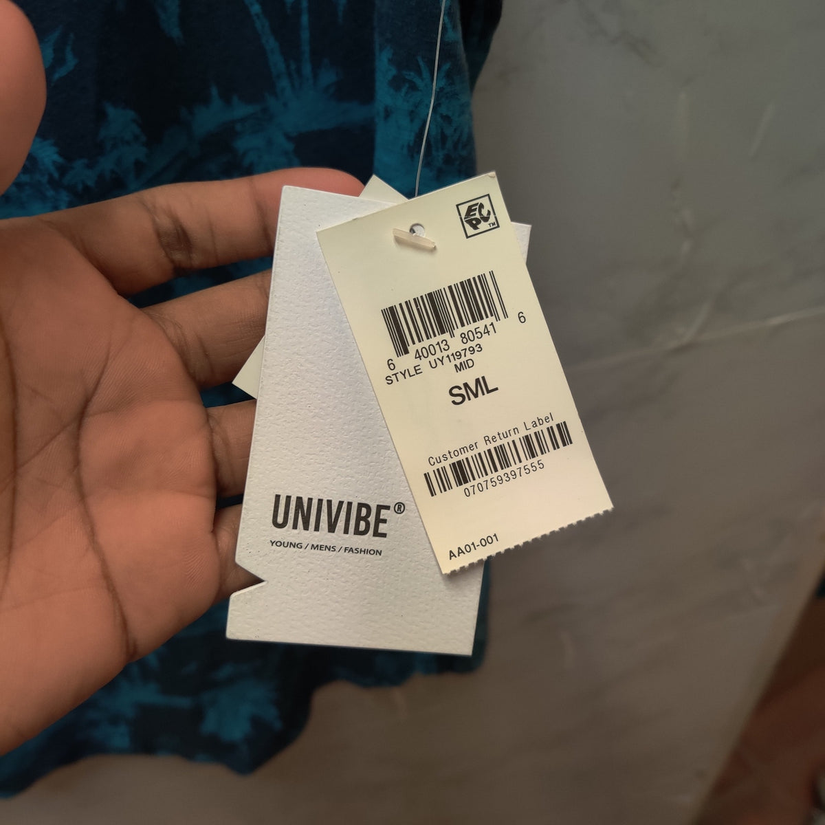 Univibe Men's Teal Floral Tropical Tank Top NWT Size Small Resortwear Holiday
