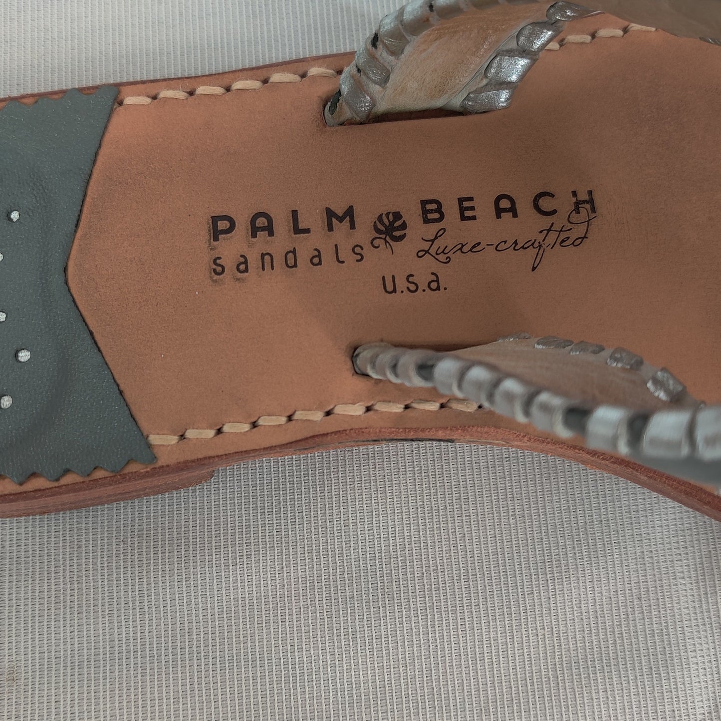 Palm Beach Sandals Metallic Gray Leather Flat Sandals Size 10 USA Made