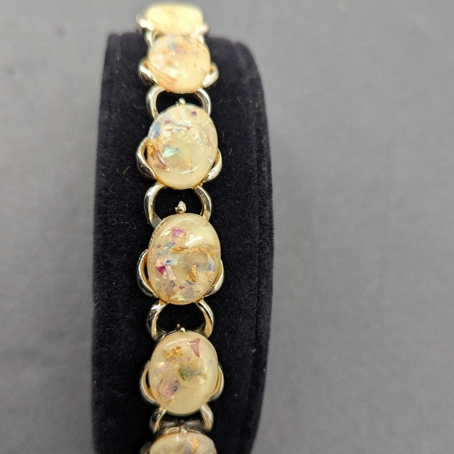Vintage Confetti Lucite Faux Opal Parure Set Gold Tone Boho 60s Bracelet Earring