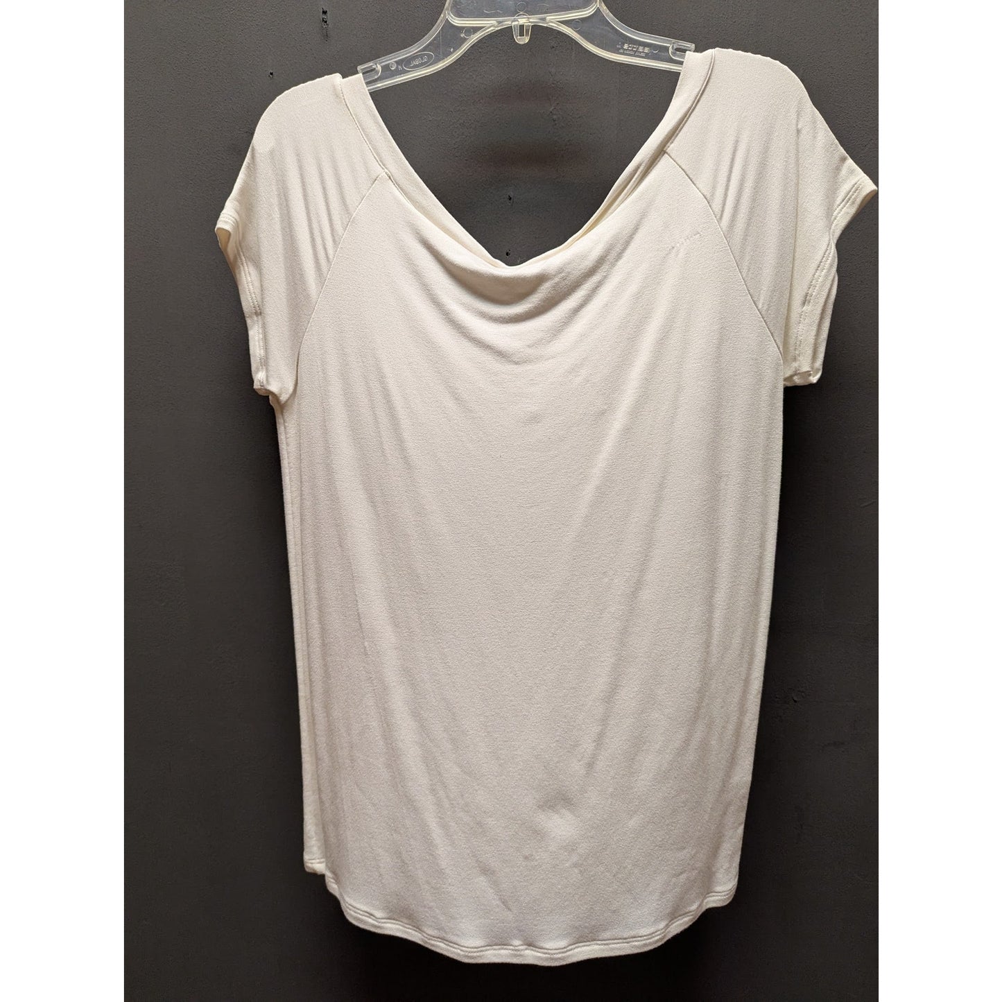 KNITIS casual white short sleeve Tee t-shirt womens Size Medium V-Neck