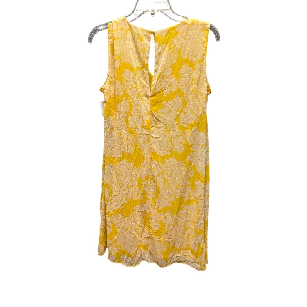 Calvin Klein Size 4 yellow floral sleeveless dress Knee length summer spring