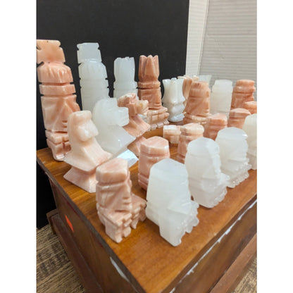 Vintage Hand-Carved Alabaster Chess Set – Rose & White Marble Pieces damaged