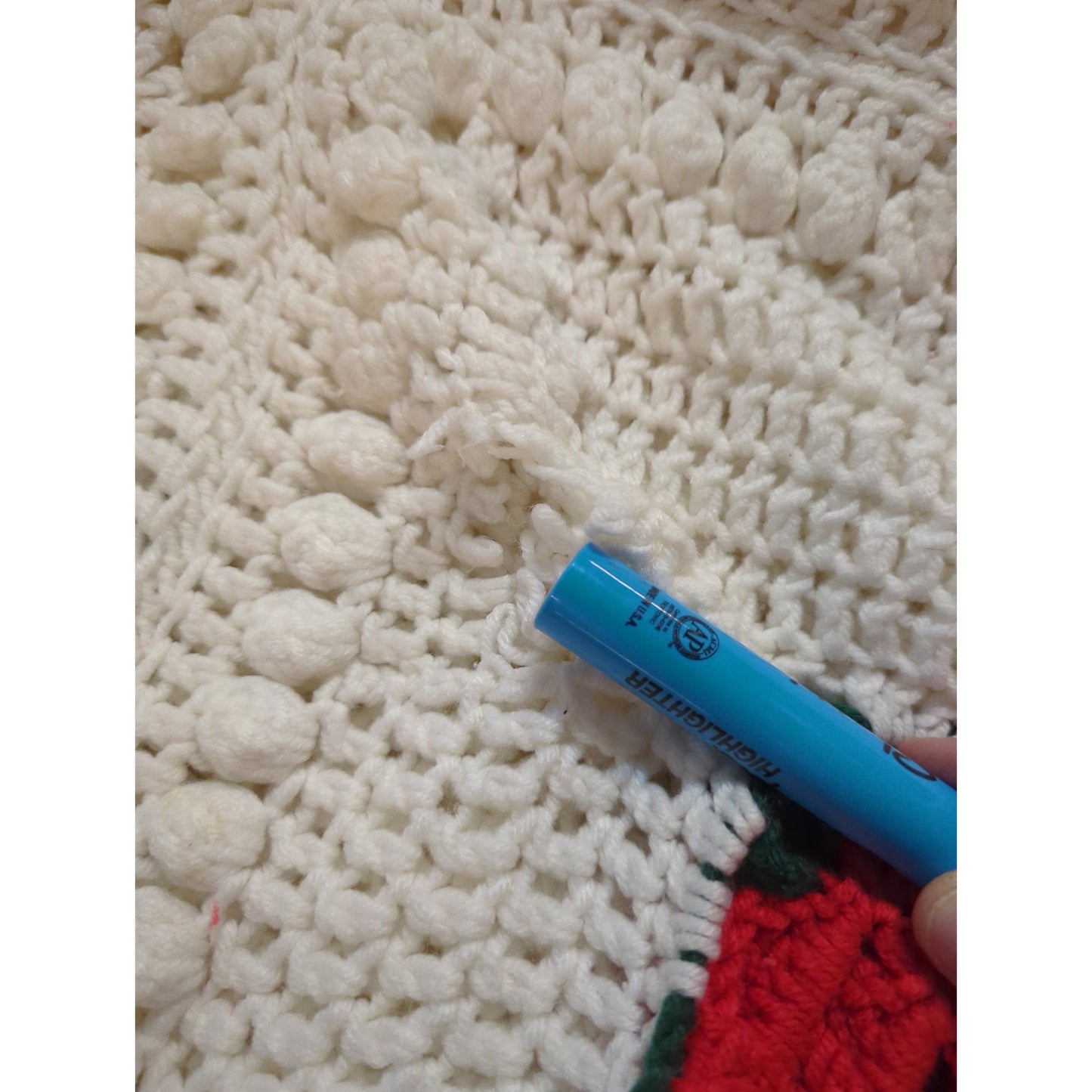Handmde 96" x 116" King Rose 3D Blanket w/3 pillows white red green Afghan