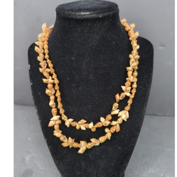 Vintage Gold Tone Sculptural Shell Link Collar Necklace Mid-Century Glam Retro
