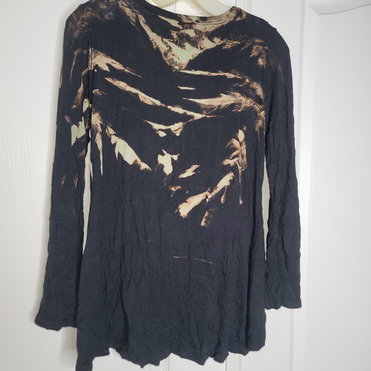 Go Couture Geo Tunic Sweater Long Sleeves Womens Medium NWT TYE DYE BLK/BROWN