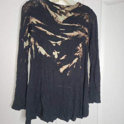 Go Couture Geo Tunic Sweater Long Sleeves Womens Medium NWT TYE DYE BLK/BROWN