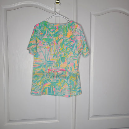 Lilly Pulitzer Rashguard short sleeve Luxletic Large PreOwn Short Sleeve 1/4 Zip