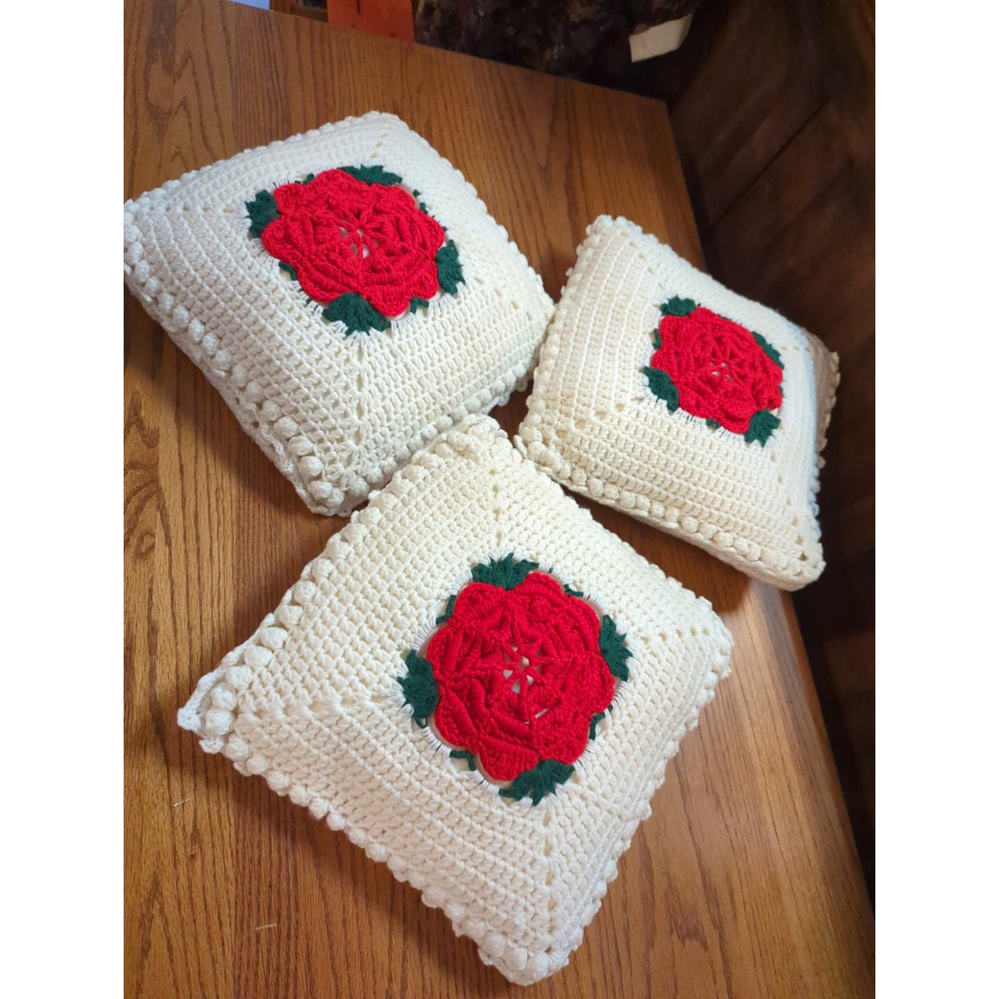Handmde 96" x 116" King Rose 3D Blanket w/3 pillows white red green Afghan