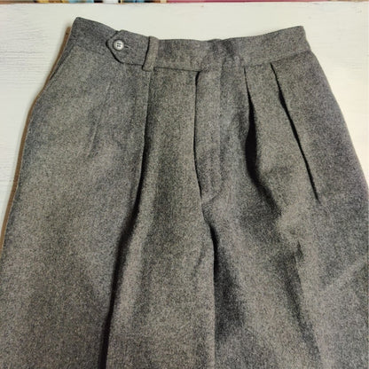L.L. Bean Vintage Wool lined pleated trousers size 8 gray